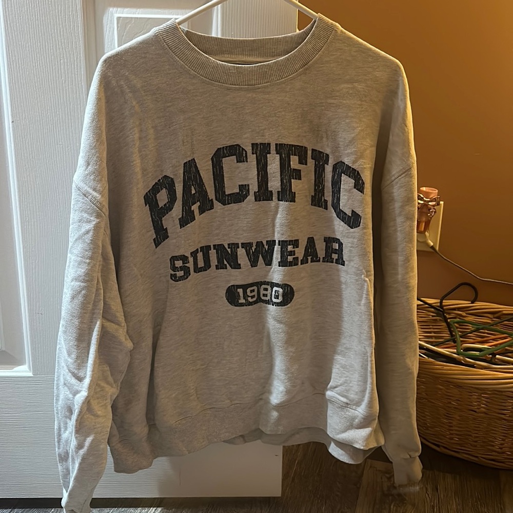 Pacific Sunwear Crewneck